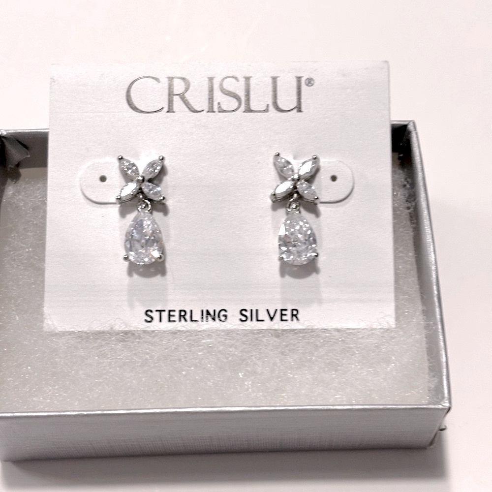 CRISLU EARRINGS WEDDING BRIDE DANGLING STUDS PIERCED EARS FLOWER DESIGN